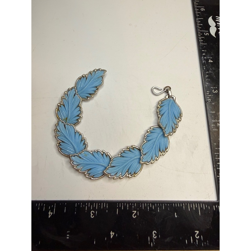 Vintage Silver Tone Blue Carved Leaf Link Bracelet Botanical Costume Jewelry
